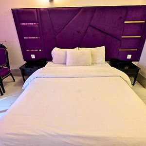 Double Room Mountain View